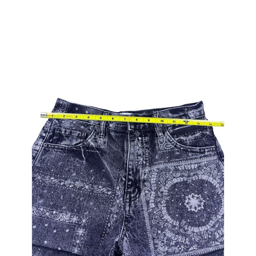 KanCan Whitney High Rise Shorts Size 3/25 Black Bandana Paisley Denim Cutoff - Picture 6 of 8